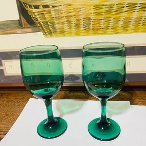 2 vintage Libbey Juniper Green wine glasses or water goblets